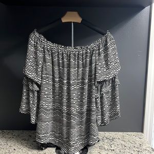 White house, black market blouse